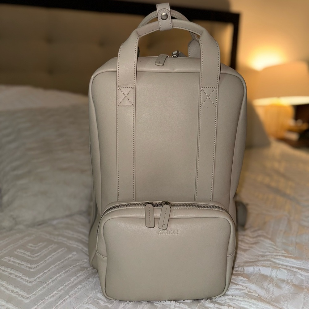 Monos Metro Backpack Beige (slightly used)